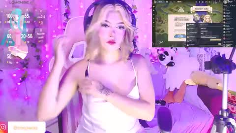 Snapshot of nixy_sama chatting on January 19, 2026, 12:03 am Nixy Sama online show from January 19, 2026, 12:03 am