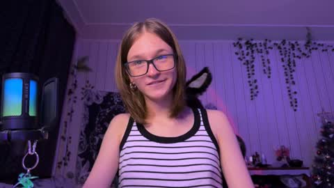 Tears Lora online show from December 27, 2024, 1:28 pm