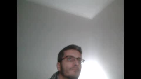 Nuno online show from February 8, 2025, 1:11 am