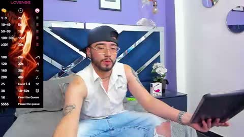 noa_bonucci online show from January 27, 2025, 10:27 pm