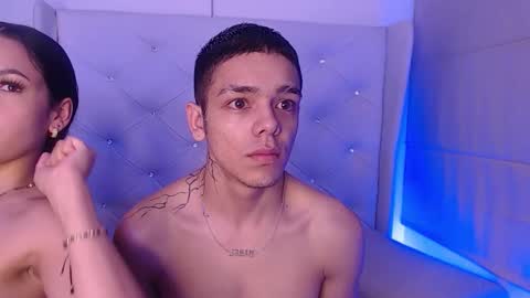 Zoe  online show from November 29, 2025, 3:42 am