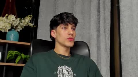 Noah Brigth online show from February 16, 2025, 2:09 am