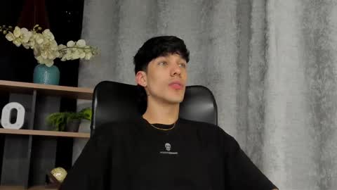 Noah Brigth online show from February 25, 2025, 3:09 am