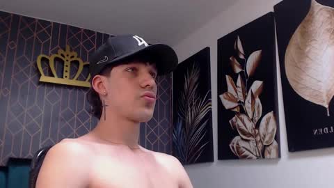 Noah Brigth online show from March 2, 2025, 3:34 am