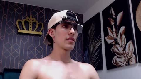 Noah Brigth online show from March 6, 2025, 5:57 am