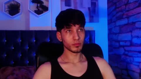 Noah Brigth online show from October 10, 2025, 2:32 am