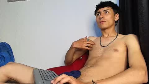 Snapshot of noah_clark_nom chatting on September 24, 2025, 2:37 am Noah online show from September 24, 2025, 2:37 am