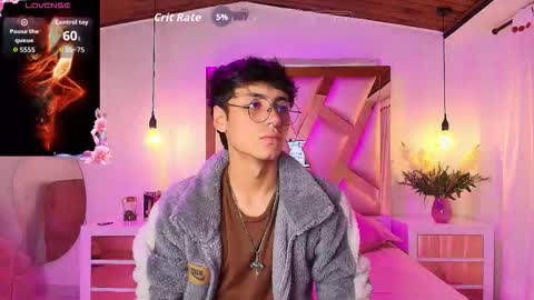 Snapshot of noah_clark_nom chatting on October 14, 2025, 3:07 am Noah online show from October 14, 2025, 3:07 am