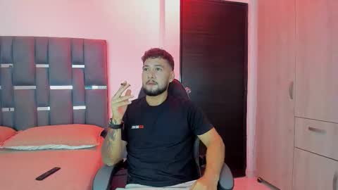 NOAH online show from November 7, 2025, 11:49 pm