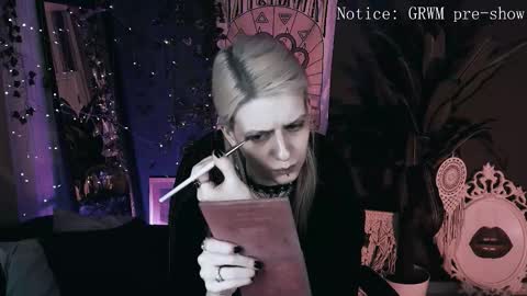 REAL name LiaDM are always open online show from January 7, 2026, 1:13 pm