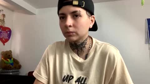 noah hehim    online show from December 5, 2024, 9:06 pm