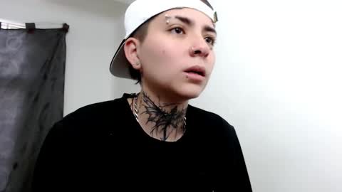 noah hehim    online show from March 5, 2025, 12:33 pm