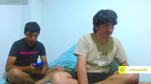 noah_meyer_ online show from October 22, 2025, 3:07 am