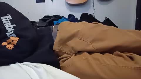 Snapshot of noah_wesley chatting on January 28, 2025, 2:21 am Noah Wesley online show from January 28, 2025, 2:21 am