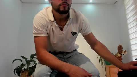 LIAM- noah online show from February 17, 2026, 1:18 pm