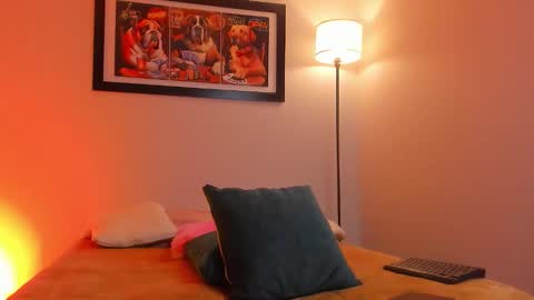 noahh_sky online show from April 1, 2026, 3:29 am