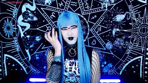 caroline online show from September 21, 2025, 12:34 am