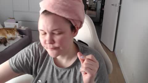 nodarell online show from January 19, 2026, 9:57 am