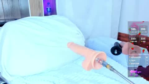 NhAndrea online show from September 24, 2025, 11:41 pm