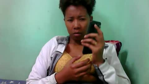 noella711128 online show from September 9, 2025, 9:20 am