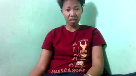 noellah online show from October 5, 2025, 3:27 am