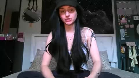 Noelle online show from April 28, 2026, 5:18 pm