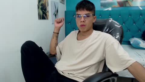 Noha Scott online show from December 26, 2024, 6:12 pm