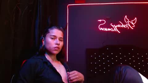 Noha Thomson online show from December 23, 2025, 3:15 am