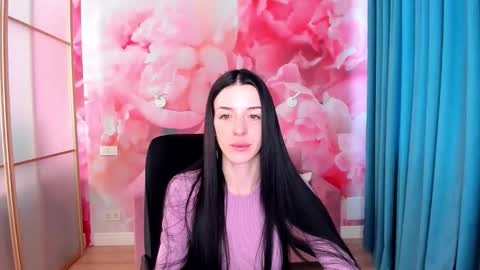 NoirDiva online show from March 25, 2026, 6:52 am