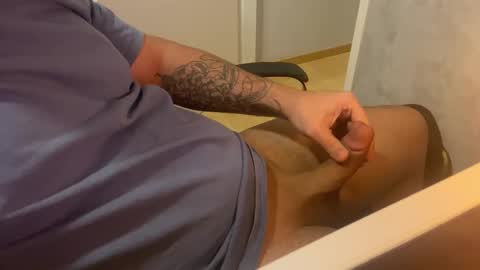 viniboy online show from January 26, 2025, 5:23 pm