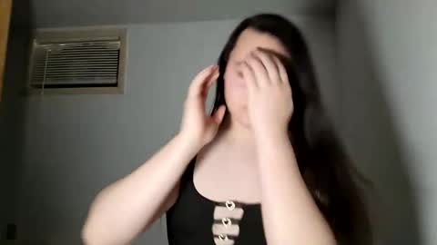 nonbinarybeauty20 online show from January 31, 2026, 8:18 pm