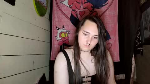 nonbinarybeauty20 online show from July 1, 2026, 12:07 pm