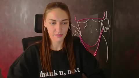 Nora online show from September 26, 2025, 12:53 pm