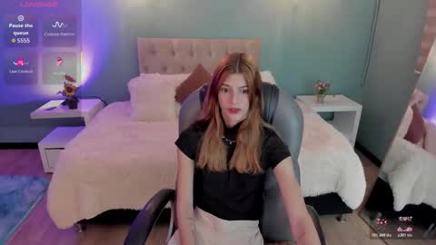 Nora online show from March 4, 2026, 7:53 pm