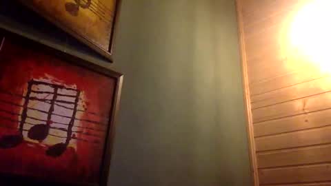 norablues online show from September 28, 2025, 8:03 pm