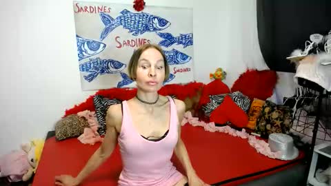 Nora online show from May 12, 2026, 4:26 pm