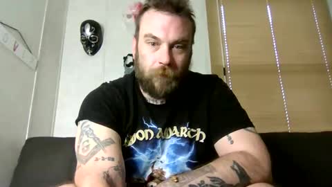 norsirish online show from October 26, 2025, 1:17 pm