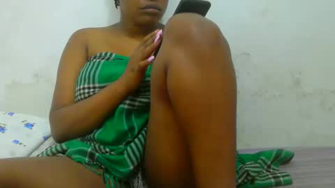 notoy1 online show from October 20, 2025, 2:06 pm