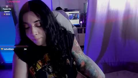  s online show from October 20, 2025, 8:09 pm