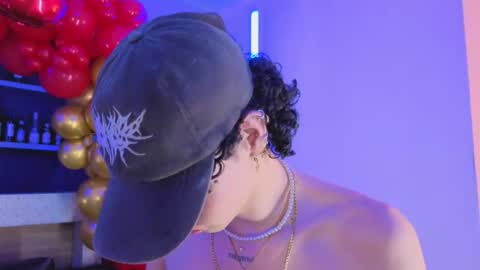 Nova Salvatore online show from February 6, 2026, 4:28 am