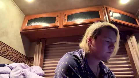 Snapshot of novamay96 chatting on October 28, 2025, 3:10 am novamay96 online show from October 28, 2025, 3:10 am