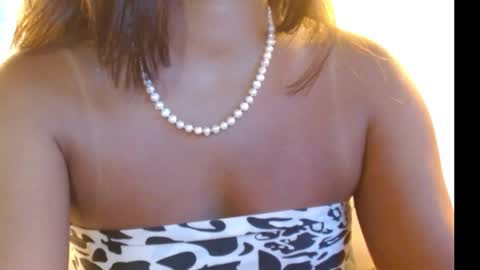 novaperotti online show from February 25, 2025, 11:55 pm