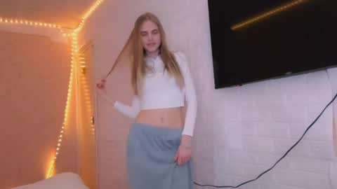 Snapshot of novastoyer chatting on March 27, 2026, 4:40 pm Mia Blake online show from March 27, 2026, 4:40 pm