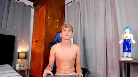 NovayBrian online show from February 19, 2025, 4:44 pm