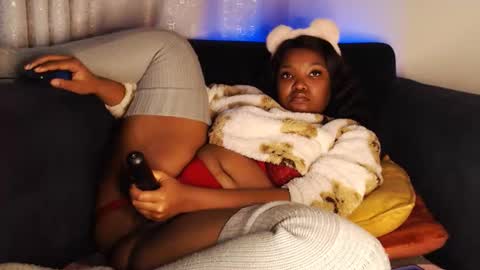 nudeberries515 online show from April 30, 2026, 3:13 am