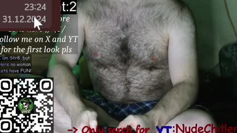 Snapshot of nudechiller chatting on December 31, 2024, 10:23 pm Vinz... online show from December 31, 2024, 10:23 pm