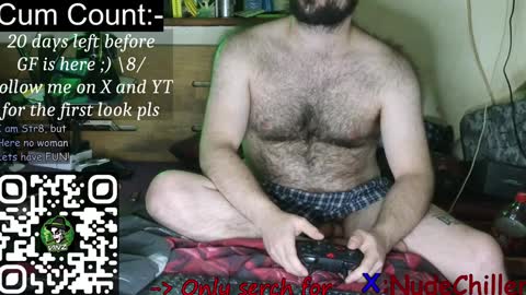 Snapshot of nudechiller chatting on January 1, 2025, 1:05 pm Vinz... online show from January 1, 2025, 1:05 pm