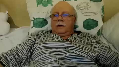 nukiss online show from February 5, 2025, 5:31 pm