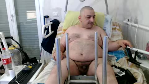 nunzio19811213 online show from June 18, 2026, 12:53 pm