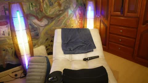 Claudia online show from April 3, 2026, 1:14 am